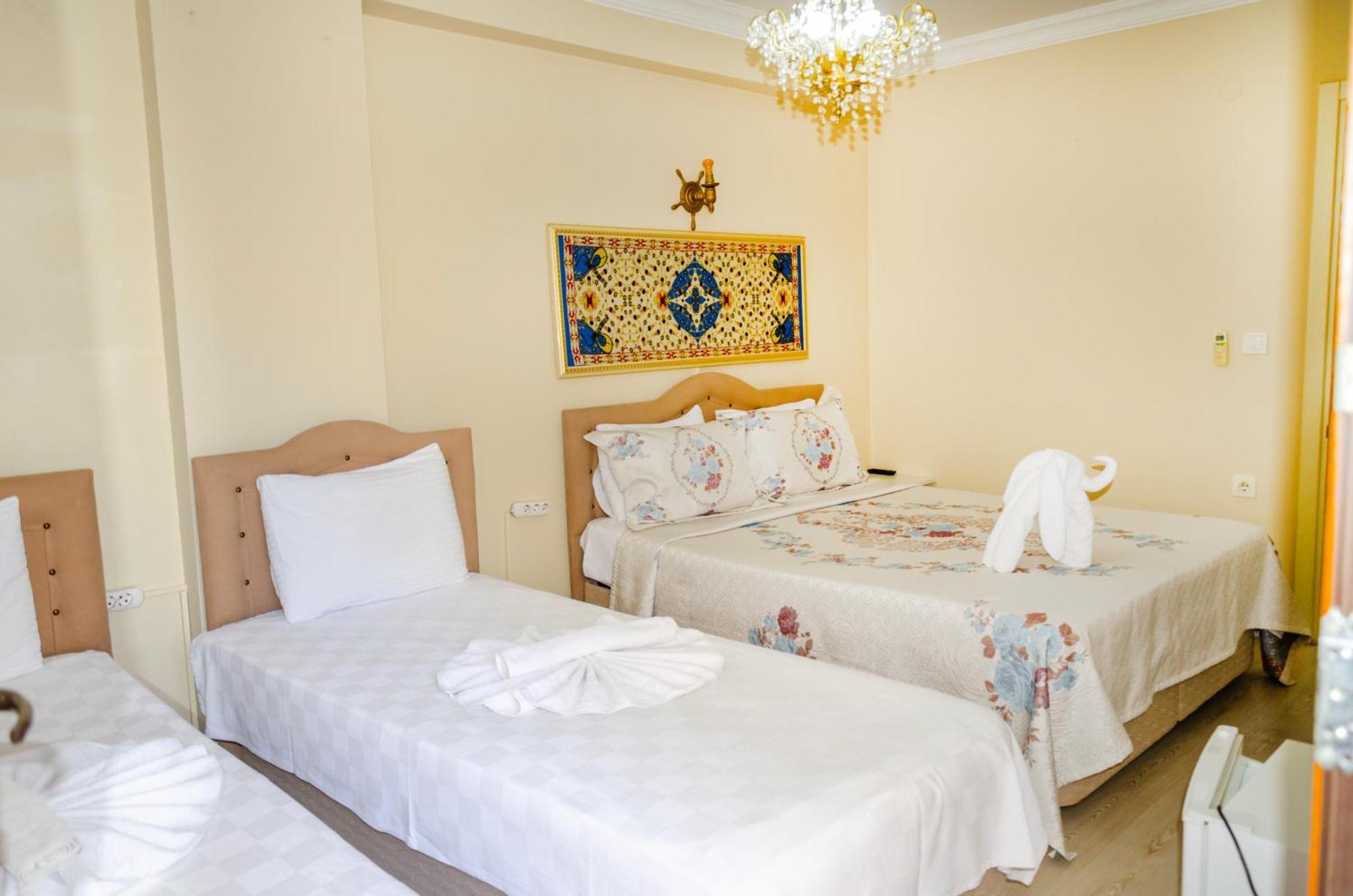 Ephesus Palaces Homestay