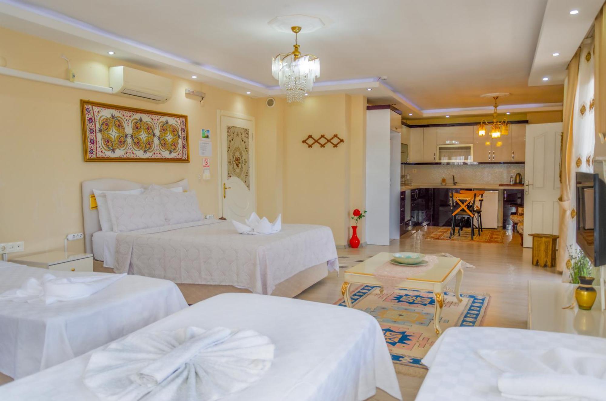 Homestay Ephesus Palaces *